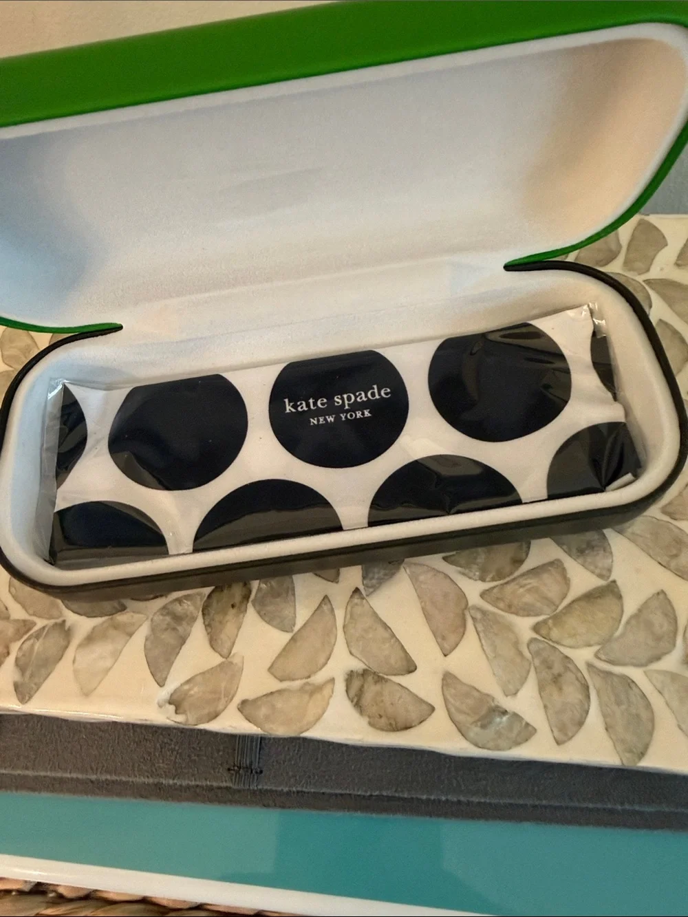 kate spade Green Hard Eyeglass Case with Logo